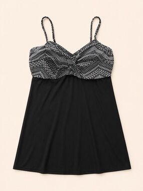 Krista Plus Women’s Twisted D-Cup One Piece Swim Dress 1x in Black And White